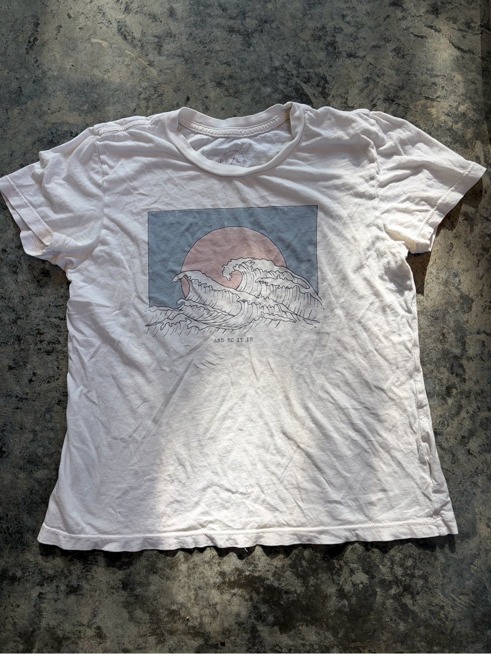 PacSun White Tee with Pastel Wave and Sun Graphic